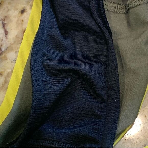 Lululemon Speed Short Chevron Shuffle Fatigue Green | Split Pea | Black Size 6 - Picture 5 of 9